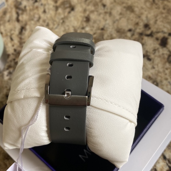 Brand New Movado Bold Grey Watch - Picture 3 of 9